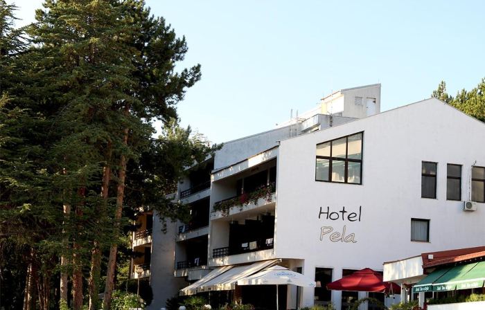 Hotel Pela