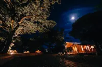 Aoshima Picnic Club - Beach