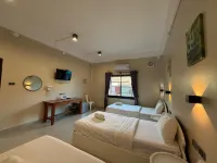 Phaythavone Hotel - balcony