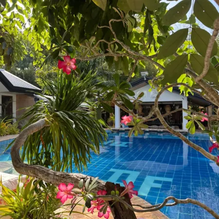 Deep Forest Garden Hotel
