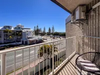 Northpoint Holiday Apartments - View biển