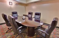 City Express By Marriott Rancho Cucamonga - Pysäköinti