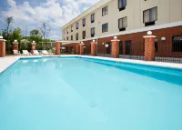 Holiday Inn Express & Suites Greensboro-East Hotels in Gilmer