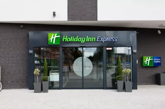 โรงแรม Holiday Inn Express Düsseldorf Airport บาย IHG