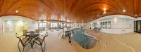 Holiday Inn Express & Suites GREENFIELD by IHG - Pool