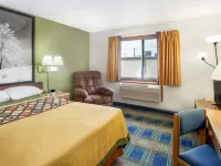 Super 8 by Wyndham Columbus Hotels in Platte County