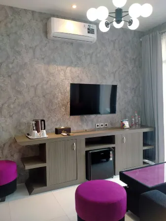 Patria My Home Отели в г. Блитар