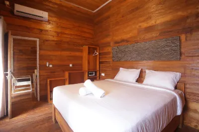 Nusa Summerville Hotels near Gili Trawangan Turtle Hatchery