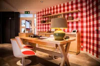 โรงแรมตันเดรียส