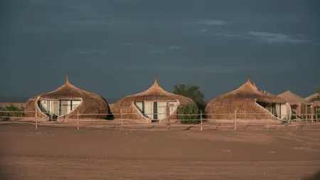 Imperial Glory Lodges Отели в г. Тисрдмин