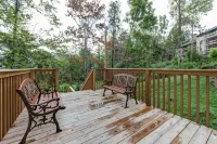 Laurel Inn Hotels in 