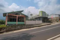 RedDoorz Syariah @ Jalan Dieng Wonosobo 2