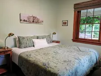 Hartley Homestead Boutique Bed & Breakfast Hotels in Alexandra