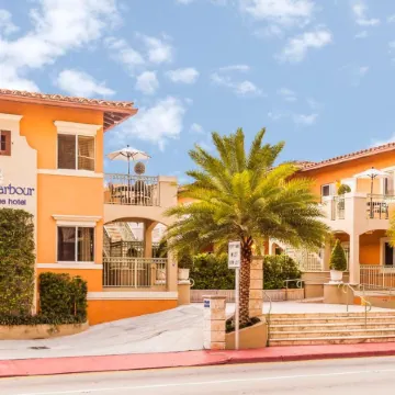 Sun Harbour Boutique Hotel