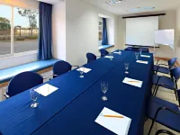 Microtel by Wyndham Eagle Ridge Hotels in Cavite