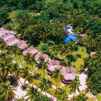 Daluyon Beach and Mountain Resort Hotel Exterior