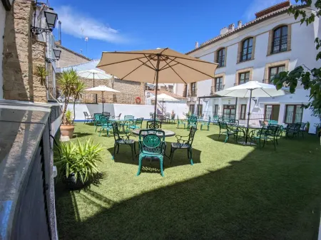 Hotel Rosaleda Don Pedro Отели в г. Убеда