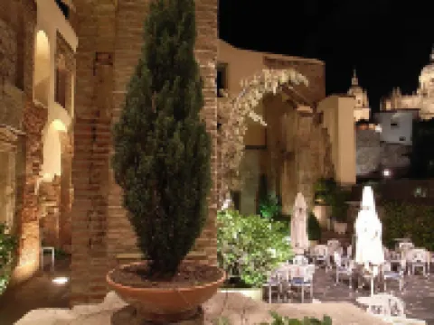 Hotel San Polo Hotels near Roman Bridge of Salamanca