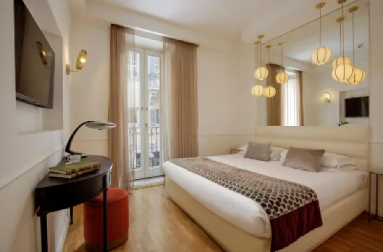 렐라이 럭셔리 코르소 스파냐 주변 호텔