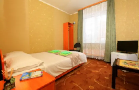 Avrora Hotel