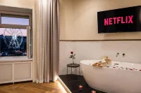 Budapest Eye- Boutique Suites, by Bqa - 2 ดาว