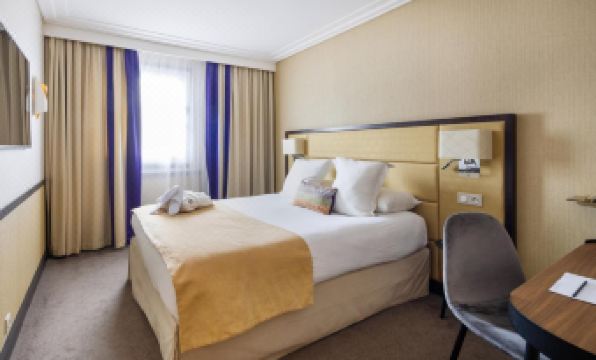 Hôtel Paris Neuilly