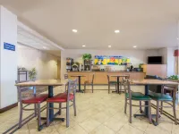 Microtel Inn & Suites by Wyndham Altus Hotels in Altus