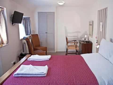 The Blenheim Buttery Hotel a 