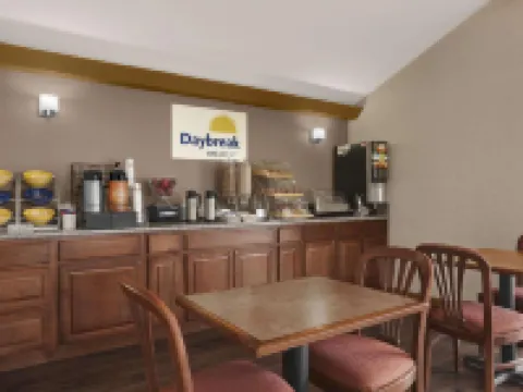 Days Inn by Wyndham Middletown Hotels in Wawayanda
