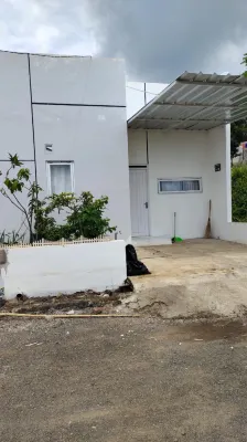 Homestay Defaza 47 & 48 Tarogong Kaler 호텔