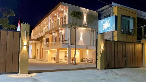 Al-Kiswah Syariah Guest House