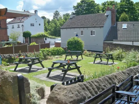 尼爾森與鐵道旅館