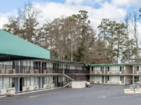 Econo-Lodge of Conway Hotels in Conway