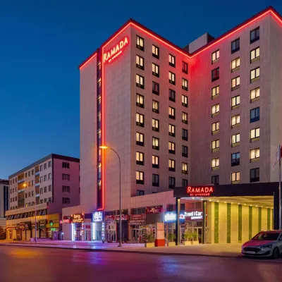 رامادا باي ويندام جاتزيانتيب Hotels near النصب التذكاري 14 للشهداء