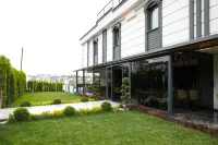 Gardenmode Airport Hotel - Ramah Hewan Peliharaan