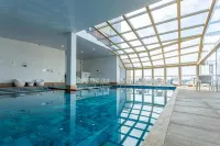 트래블 인 아스텡 카시아스 두 술