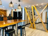 Crash Hotel Squamish โรงแรมในสควอมิช