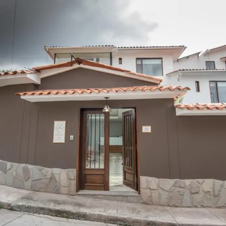 Casa Esmeralda by Katari