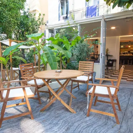 Auberge de Jeunesse HI Nice les Camélias