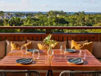 The Island House - breakfast