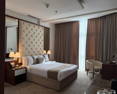 Dolphin Continental Hotel Hotels in Salmiya