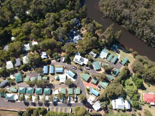Riverview Tourist Park - parking