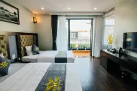 TOP ONE HA LONG HOTEL - balcony