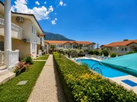 Larimar Suite Hotel - piscina