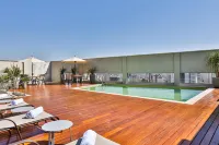 San Marino Suites Hotel by Nobile - ที่มีที่จอดรถ