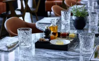 Crowne Plaza COSTA MESA ORANGE COUNTY by IHG - Aamiainen