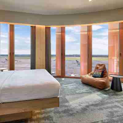 Moxy Luxembourg Airport Rooms