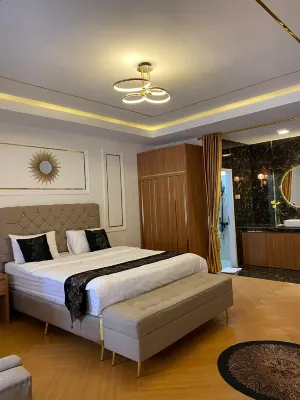 Saputri Cultural Backyard Hotel dekat Kampung Kawangi