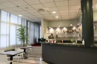 Hotel Glis - Quầy bar