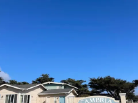 Cambria Landing Inn and Suites Hotels near Cambria, California